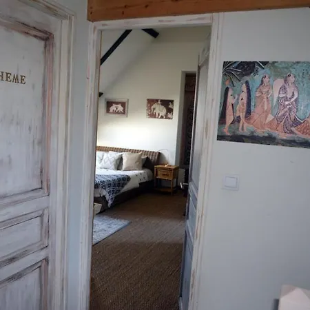 Maison De Vacances Les Petites Mazures * Les Touches